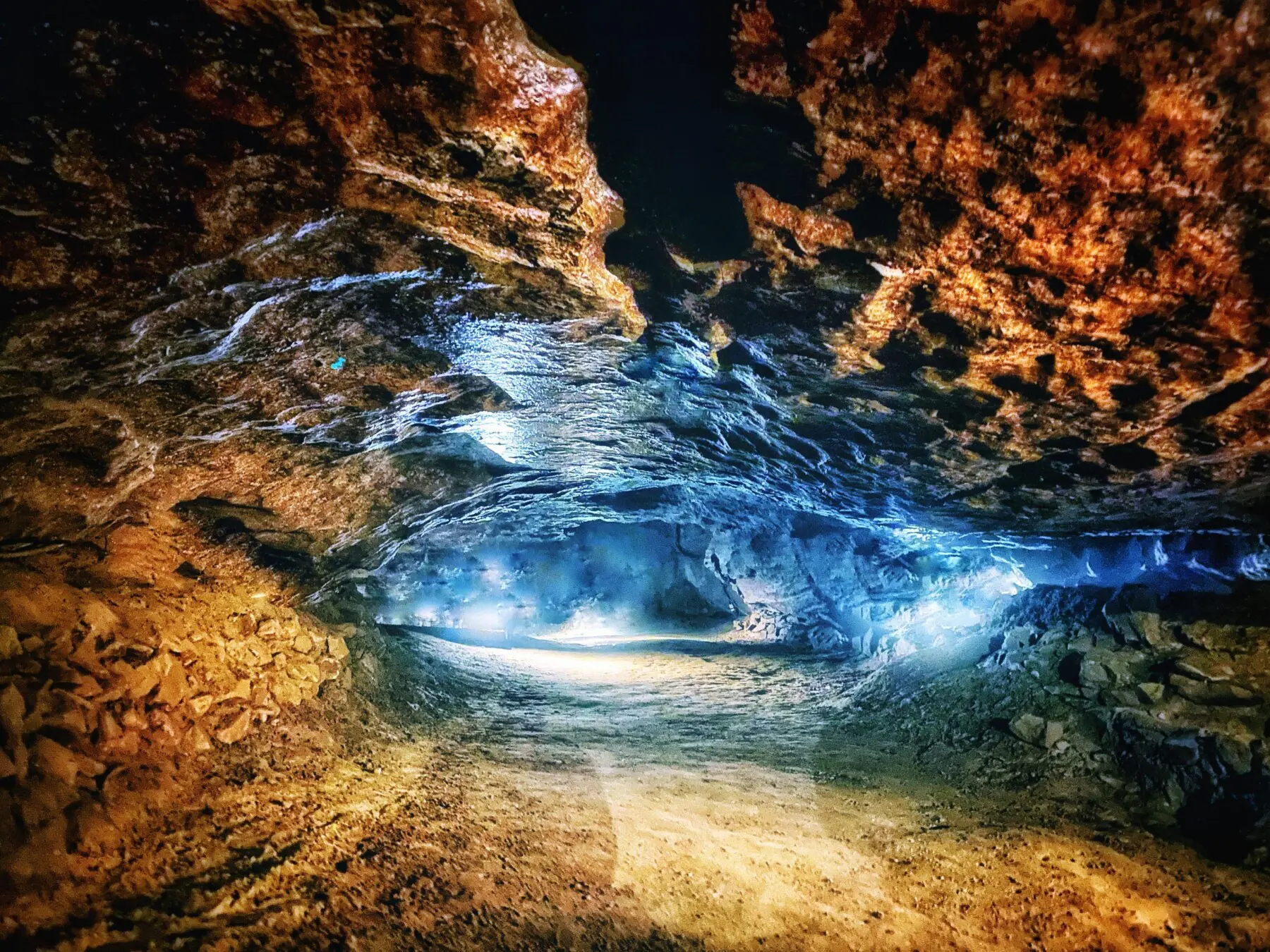 Peak Cavern 1